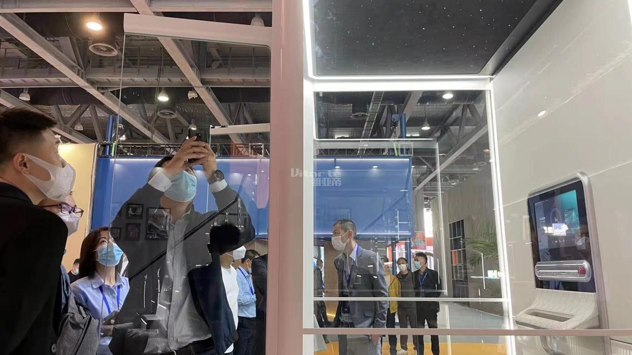 中國高端別墅電梯品牌維亞帝亮相廣州設(shè)計周444.jpg