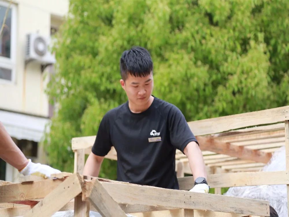 優(yōu)質(zhì)服務(wù)，暖心共贏5.jpg